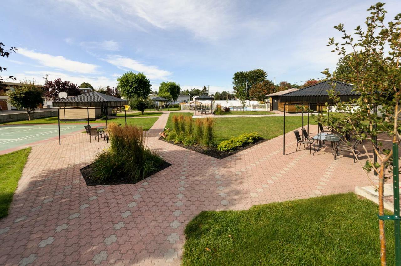 Hotel Le Montagnais Chicoutimi Exteriér fotografie